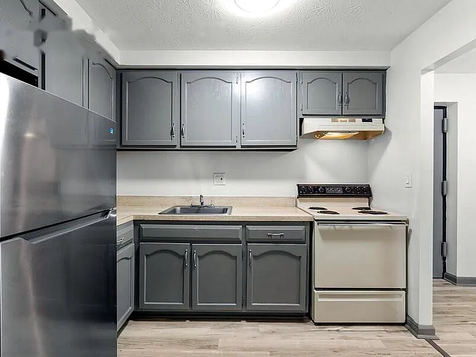 1150A212 S Main St #212
