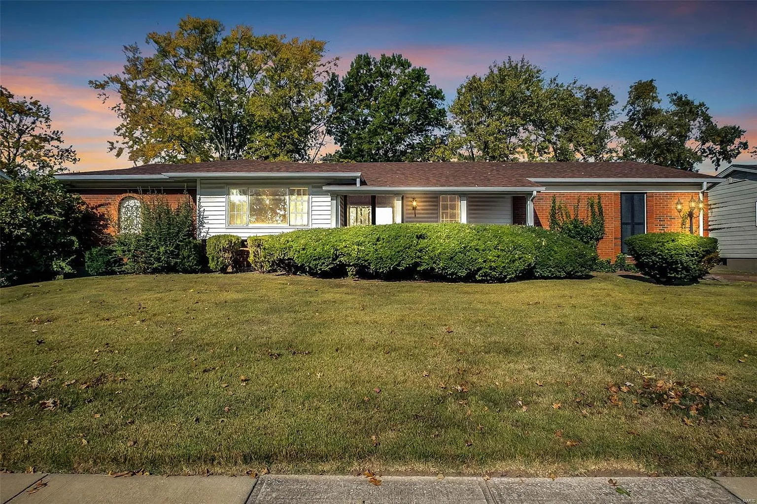 3145 Matlock Dr photo 1