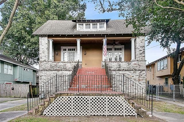 1st image of 3211 Napoleon Ave