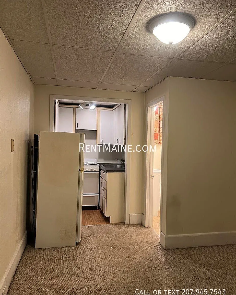 Studio, $1,075 — Photo 2