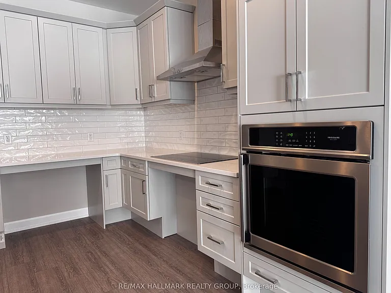 1547 Flanders Rd — Photo 16