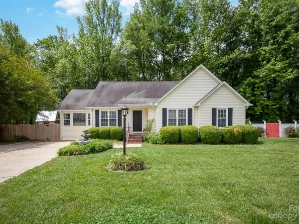 105 Redbird Ln, Rockwell, NC 28138