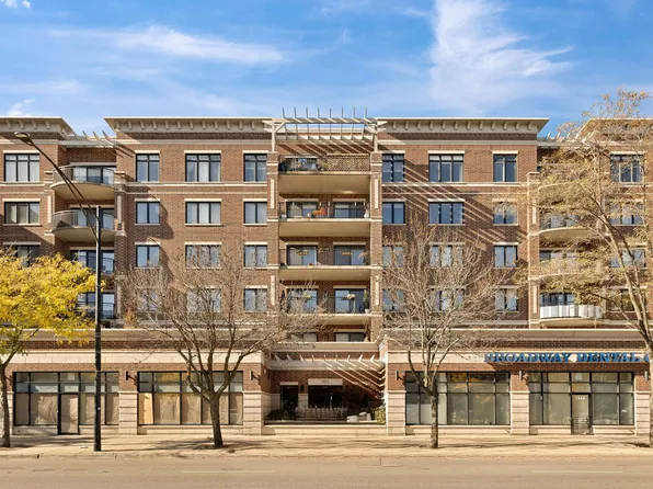 5858 N Broadway St APT 203, Chicago, IL 60660