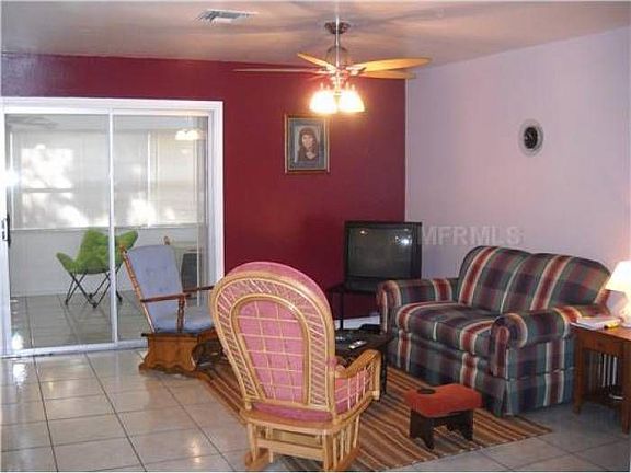 5th image of 10914 Margaret Dr