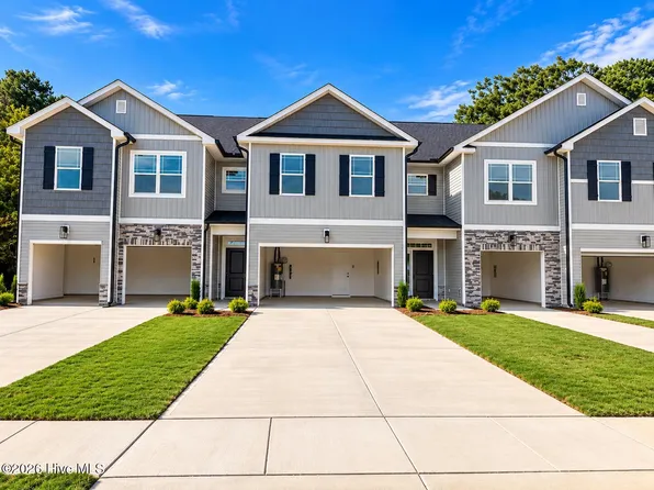 2008 Tharrington Way, Rocky Mount, NC 27803