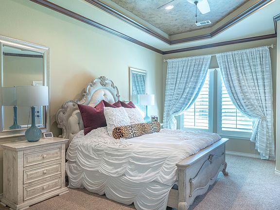 5th image of 6501 Mosswood Dr
