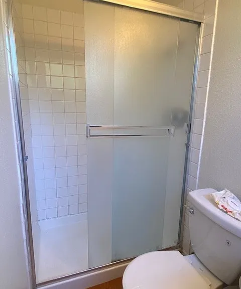 Master bedroom bathroom