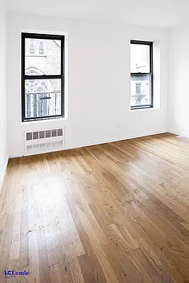 Rented by LC Lemle Real Estate Group | media 20