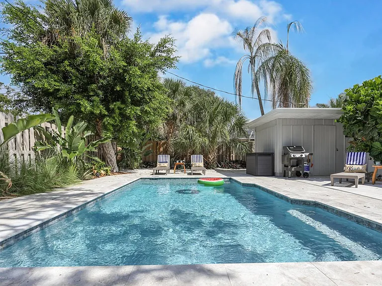 7412 Starfish Dr — Photo 4