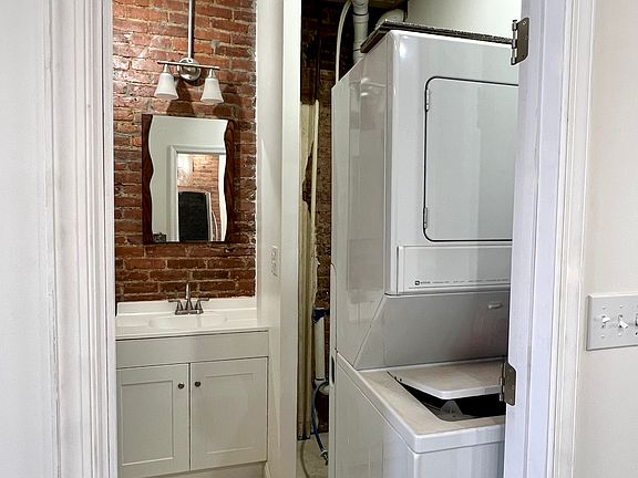 5th image of 20 W James St APT 2