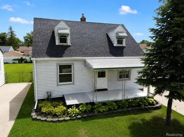 5157 Niagara St, Wayne, MI 48184