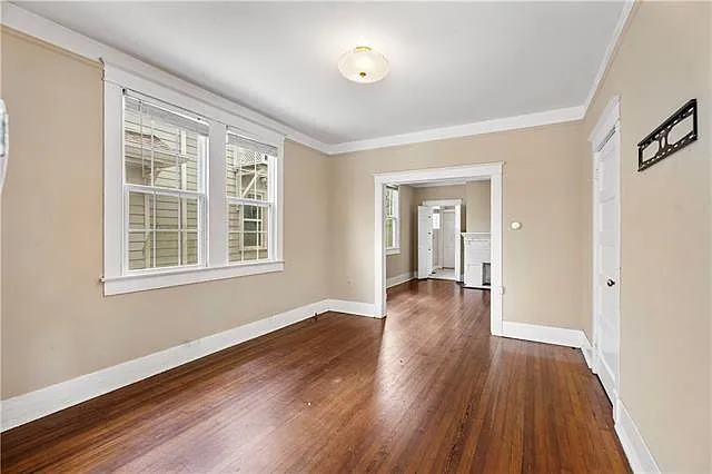 3 bed, 1.0 bath, 1080 sqft, $1,800 — Photo 3