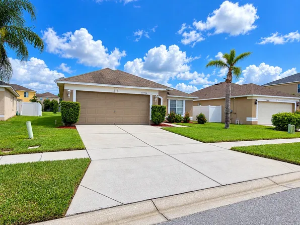 27846 Breakers Dr, Zephyrhills, FL 33544