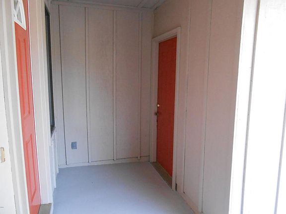3rd image of 343 NE San Bayo Cir #O