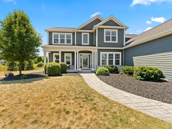 N64W27407 Maple STREET, Sussex, WI 53089