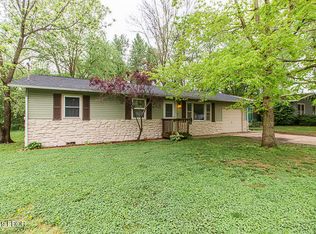 610 Farris St, Carterville, IL 62918