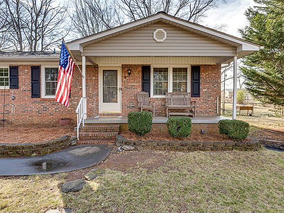 2nd image of 128 Sylvia Rd