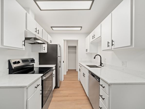 3520 27th Pl W #B223