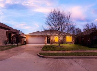 192 Hirth Dr, Crowley, TX 76036