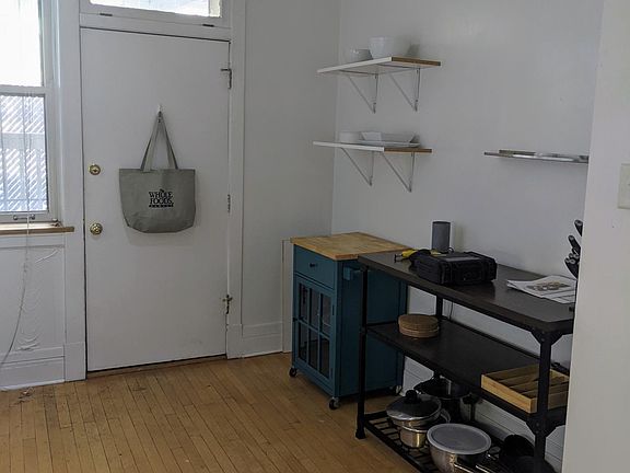 5th image of 3013 W Logan Blvd #G