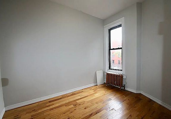 4th image of 647 4th Ave APT 19