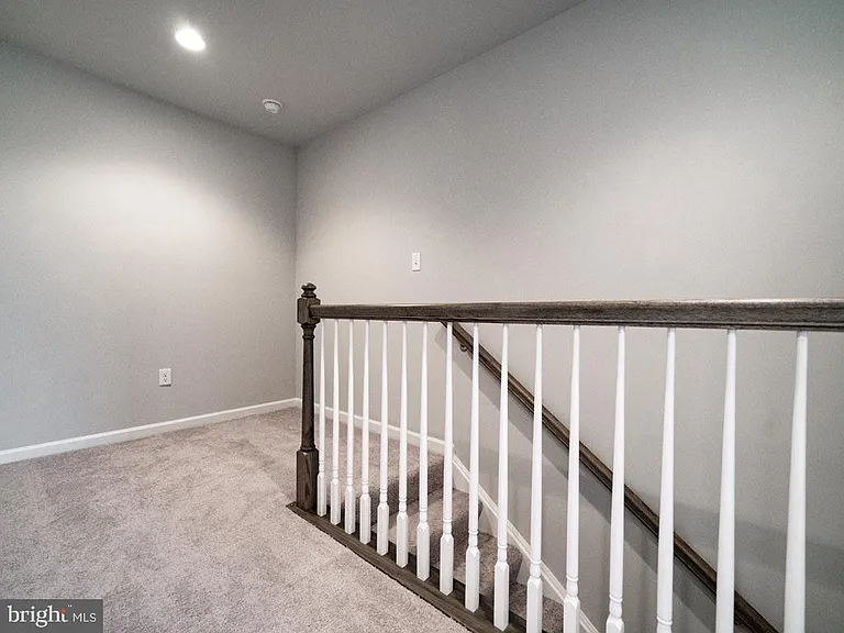 3211 Concord Way — Photo 14