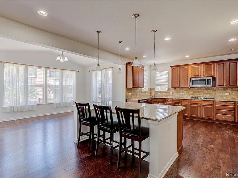 12645 Fisher St — Photo 4