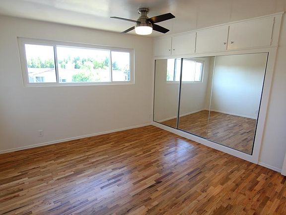4th image of 8665 Pickford St #6