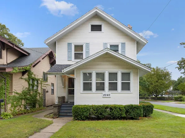 2040 Oxford St, Rockford, IL 61103