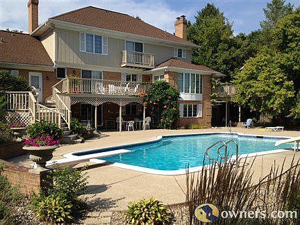 Pool - Patio
