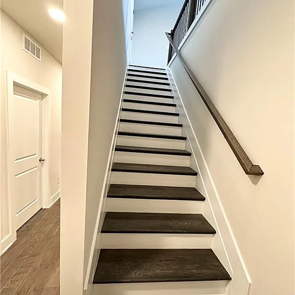 1237 Waldon Xing — Photo 21