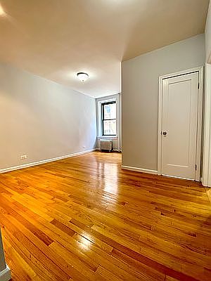 1st image of 504 E 79th St #5V