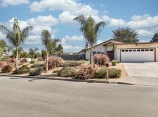 9933 Cockle Bur Ct, Salinas, CA 93907
