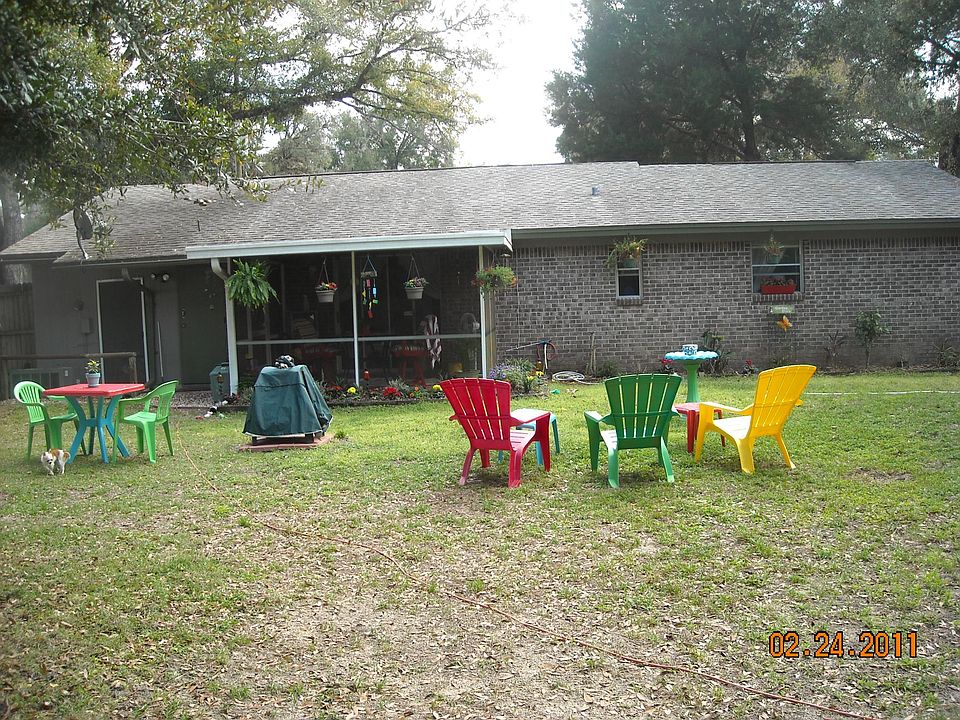 1st image of 241 W Holly Dr