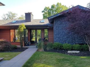 7278 Cascade Rd SE, Grand Rapids, MI 49546