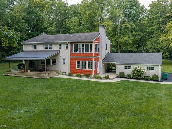 3rd image of 9261 Boyer Ln