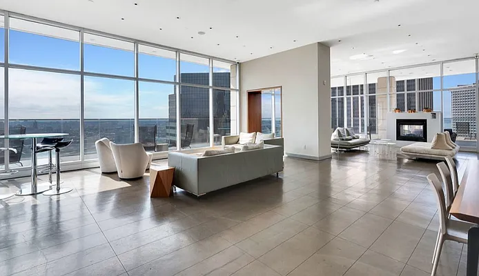 Sold by Platinum Properties | media 11