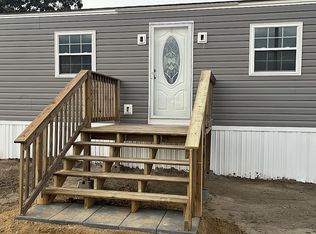 103 Farmstead Cir, Dudley, NC 28333