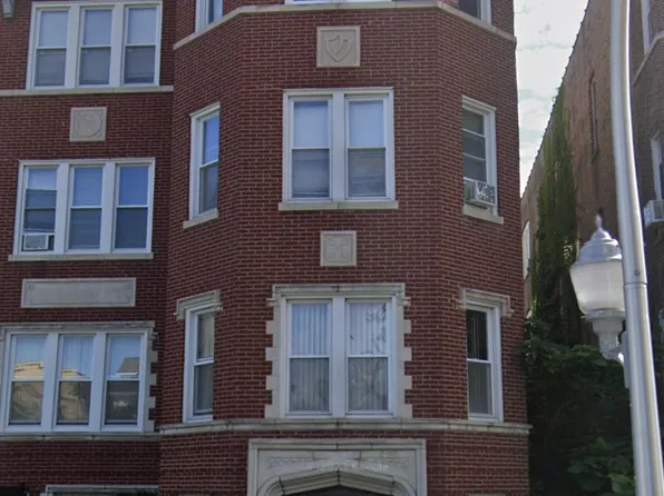 7111 S Luella Ave APT 3, Chicago, IL 60649