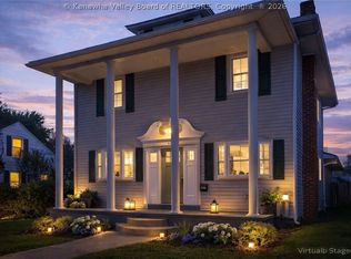 421 Dudding Ave, Hurricane, WV 25526