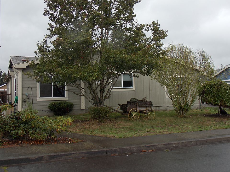 1st image of 10914 NE 69th St