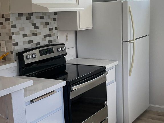 5th image of 2128-2132 Balboa Ave APT 4