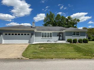 607 Elizabeth Ct, Harrodsburg, KY 40330