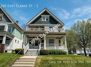 1106 E Clarke St #1, Milwaukee, WI