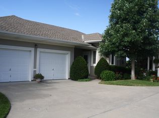 2042 Greenfield Mews, Kearney, MO 64060