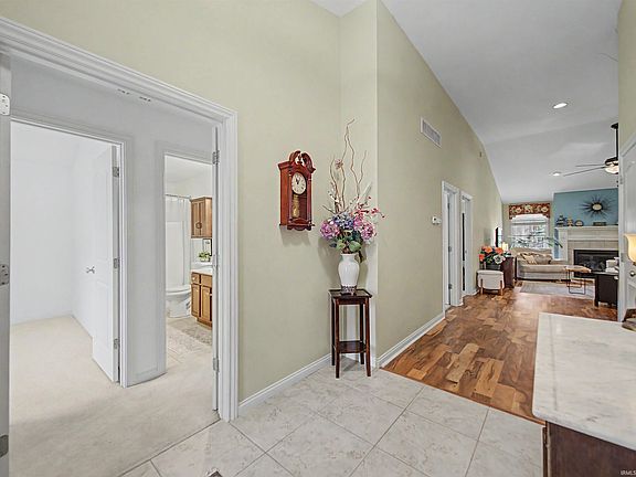 2nd image of 1617 Peach Ct