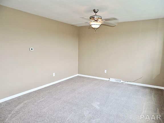 2nd image of 1109 Koch St
