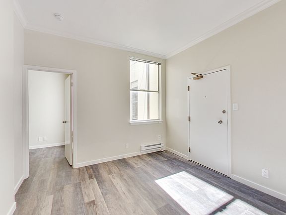 5th image of 2228 Union St APT 103