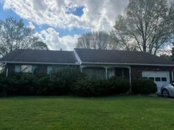 1455 Fairview Ave, Bucyrus, OH 44820