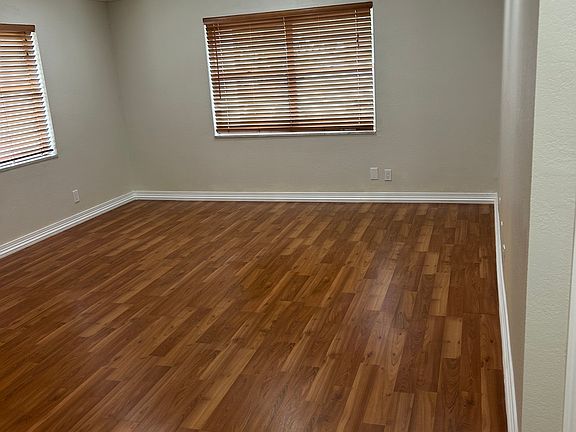 2nd image of 1300 Moffett St APT 314